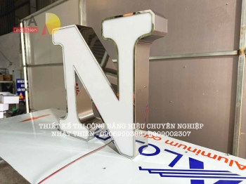 Chữ nổi inox mặt mica